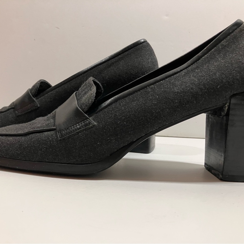 AEROSOLES Grey Heels 8